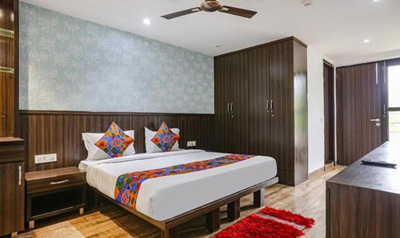 Fabexpress Rg Stay Yeni Delhi Dış mekan fotoğraf